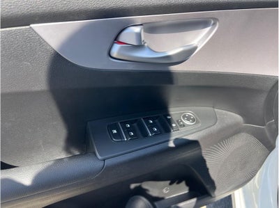 2023 Kia Forte LXS Sedan 4D
