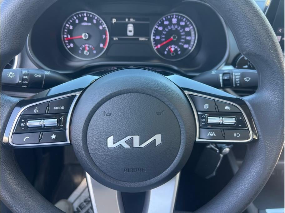 2023 Kia Forte LXS Sedan 4D