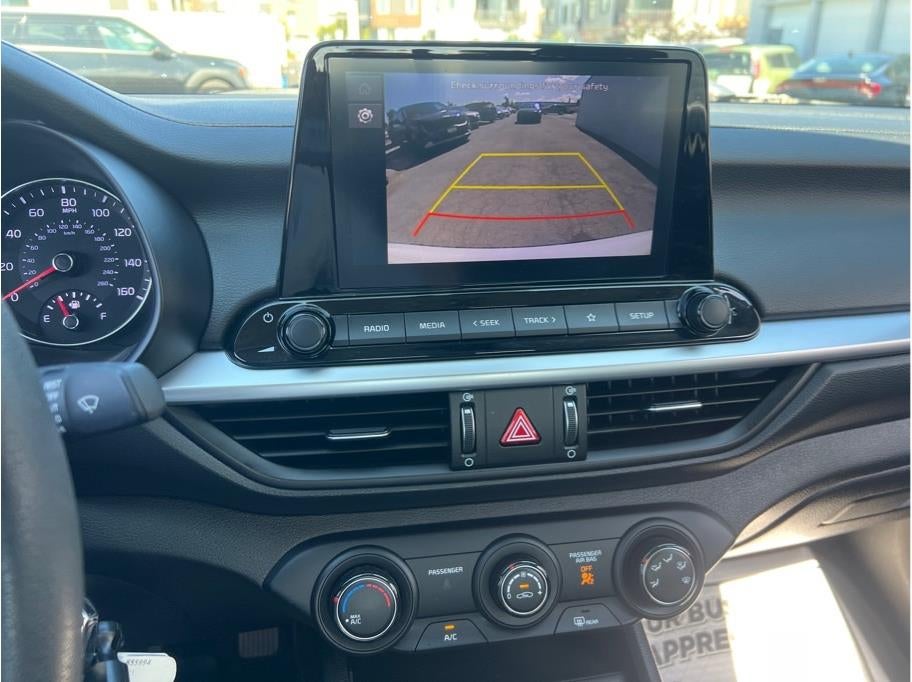 2023 Kia Forte LXS Sedan 4D