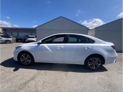 2023 Kia Forte LXS Sedan 4D