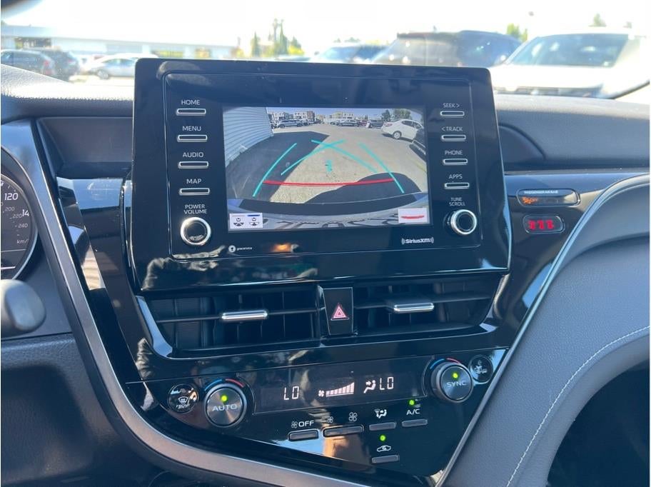 2024 Toyota Camry SE Sedan 4D