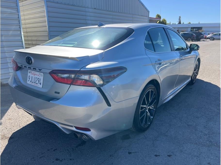 2024 Toyota Camry SE Sedan 4D