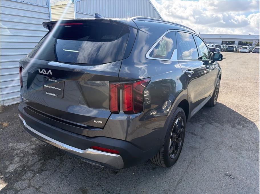 2024 Kia Sorento S Sport Utility 4D