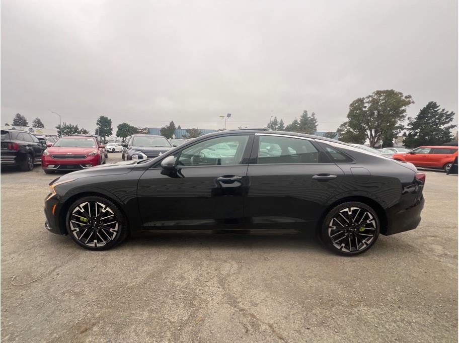 2025 Kia K5 GT Sedan 4D