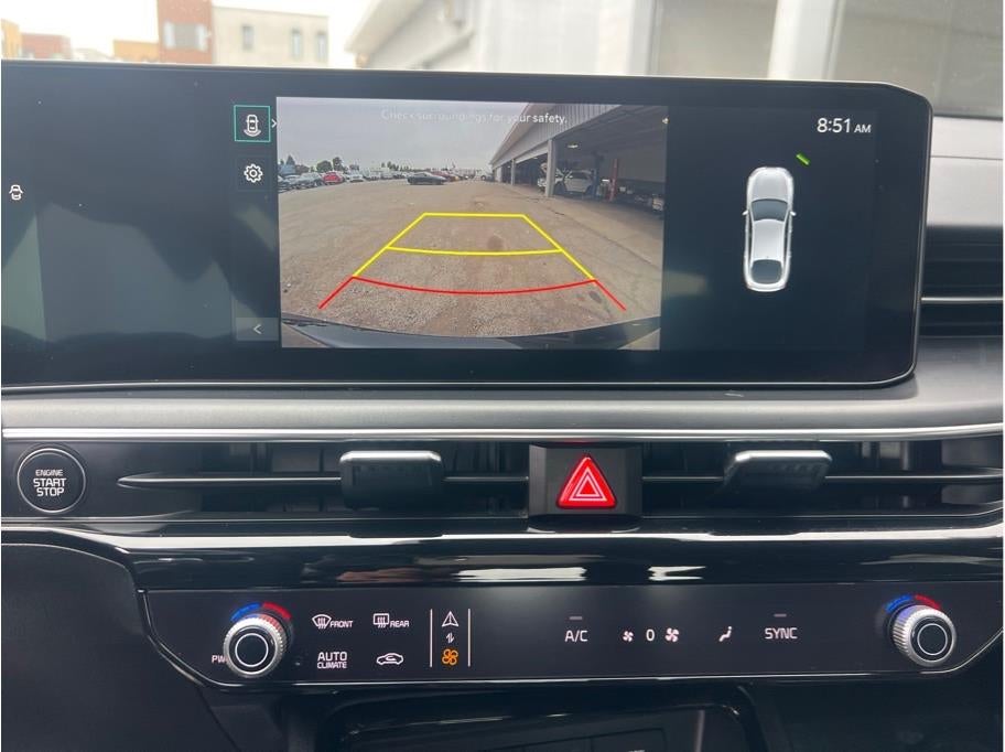 2025 Kia K5 GT Sedan 4D