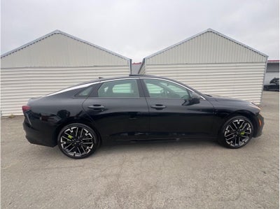 2025 Kia K5 GT Sedan 4D