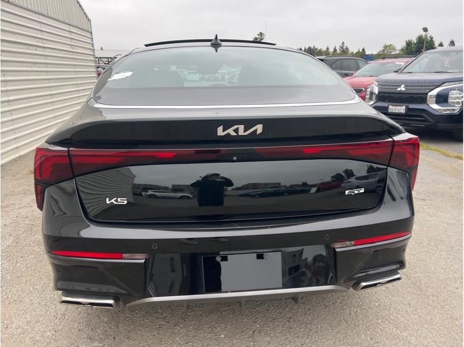 2025 Kia K5 GT Sedan 4D