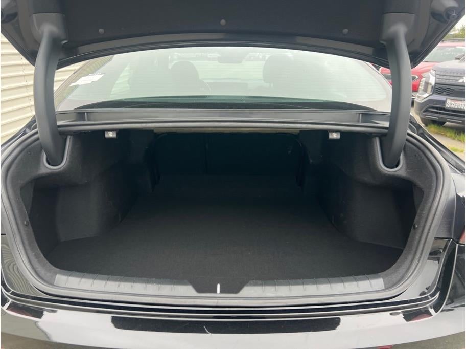 2025 Kia K5 GT Sedan 4D