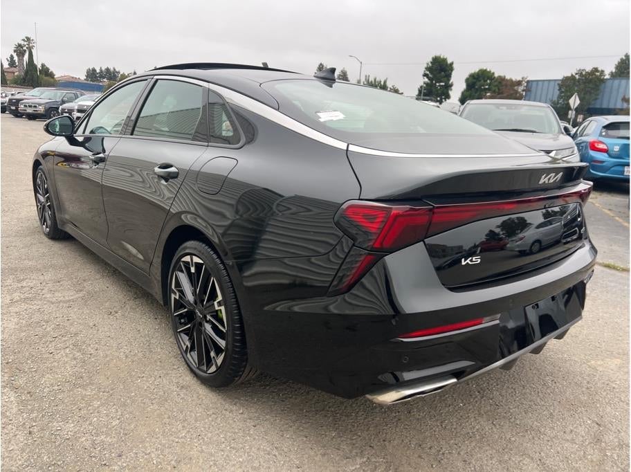 2025 Kia K5 GT Sedan 4D
