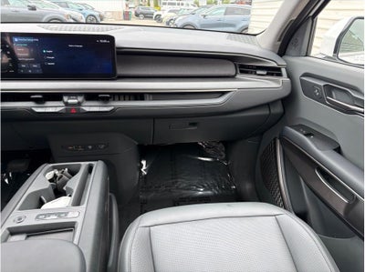 2024 Kia EV9 Light Long Range Sport Utility 4D
