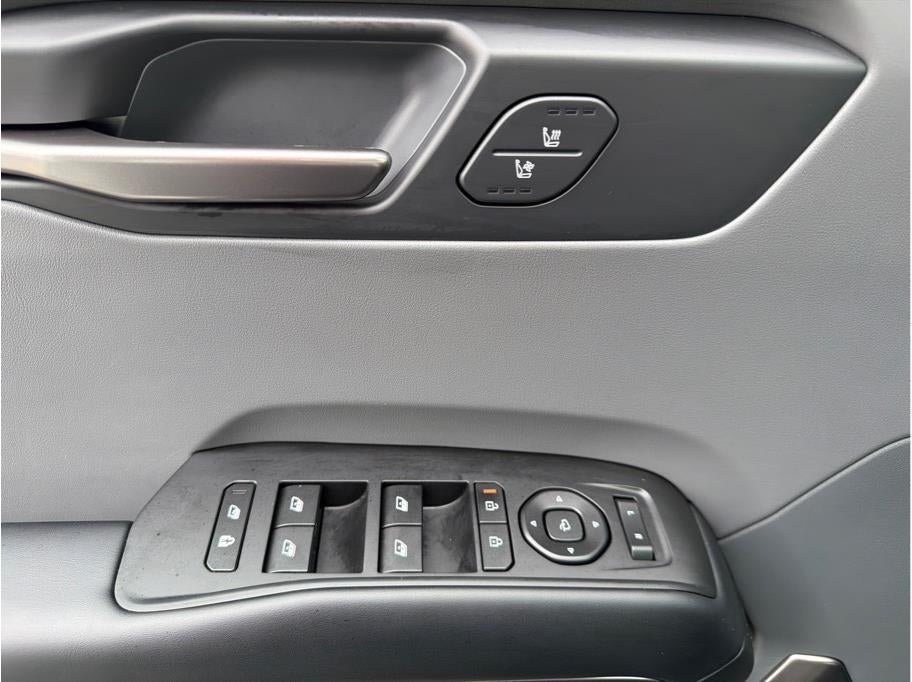 2024 Kia EV9 Light Long Range Sport Utility 4D