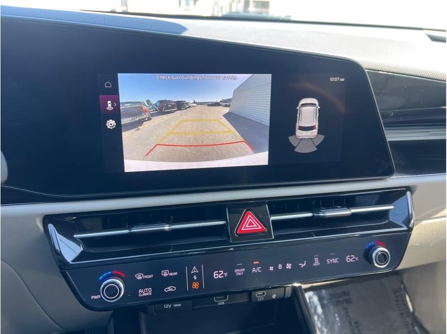 2023 Kia Niro EV Wind Wagon 4D