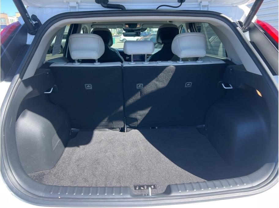 2023 Kia Niro EV Wind Wagon 4D