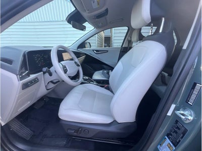 2023 Kia Niro EV Wind Wagon 4D