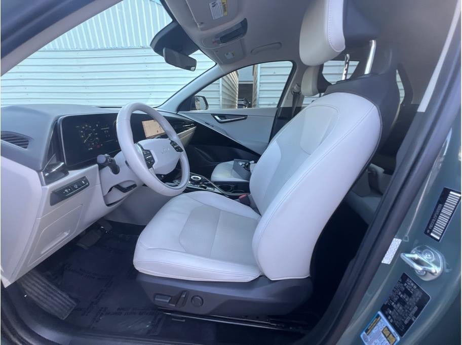 2023 Kia Niro EV Wind Wagon 4D