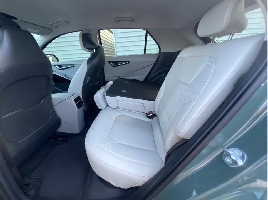 2023 Kia Niro EV Wind Wagon 4D