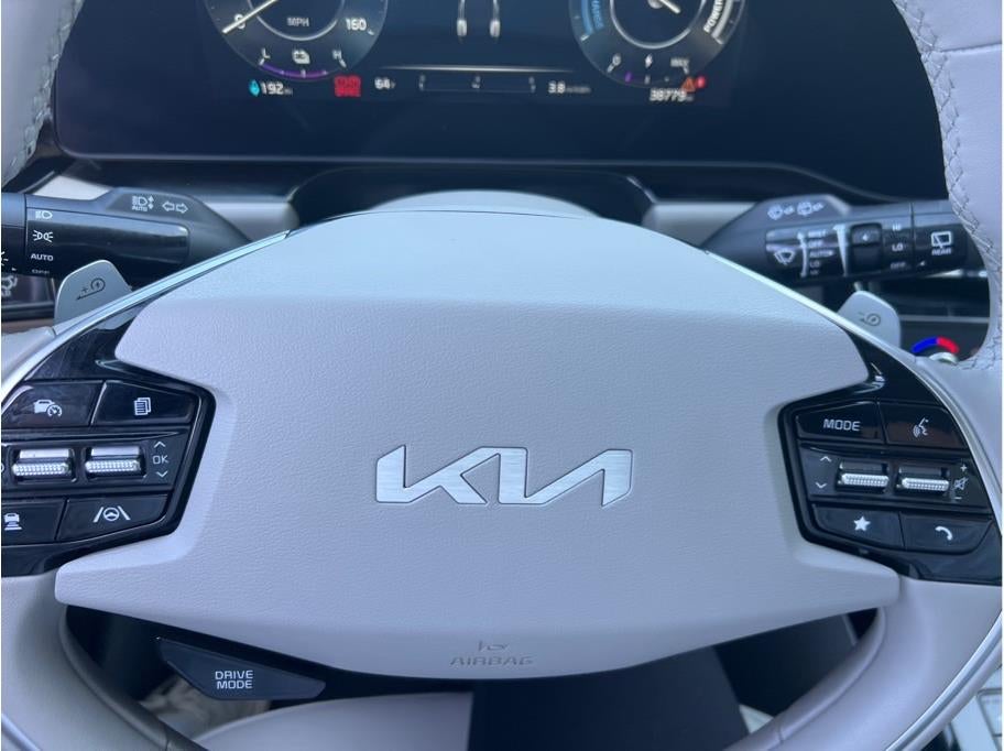 2023 Kia Niro EV Wind Wagon 4D