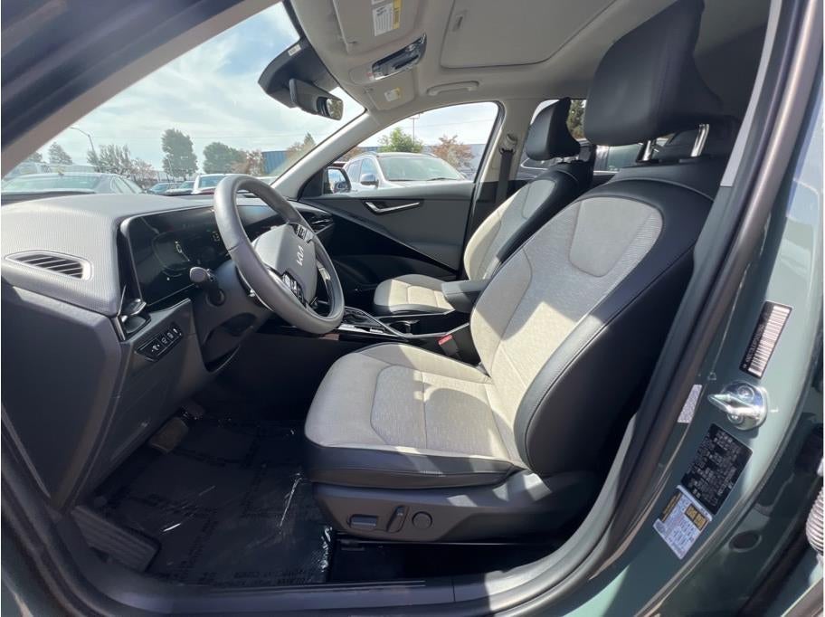 2023 Kia Niro SX Wagon 4D