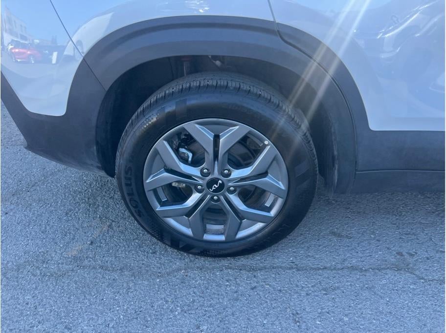 2026 Kia Seltos LX Sport Utility 4D