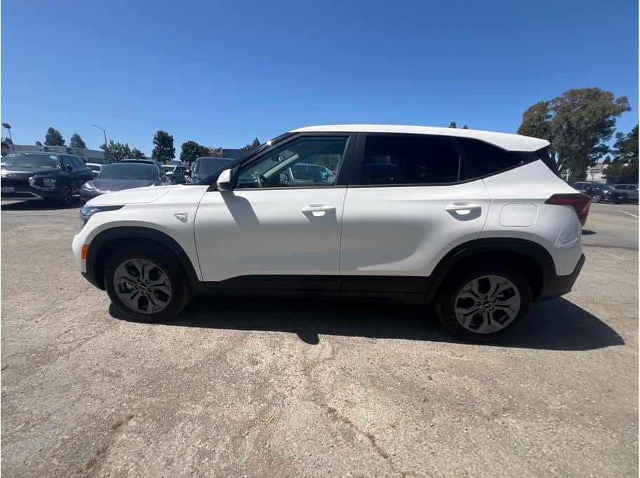 2026 Kia Seltos LX Sport Utility 4D