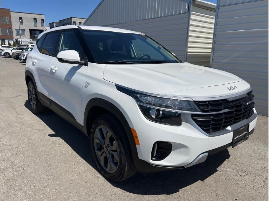2026 Kia Seltos LX Sport Utility 4D