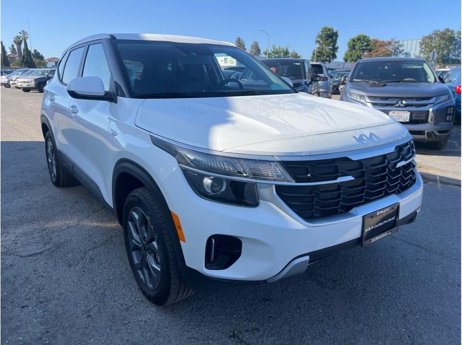 2026 Kia Seltos LX Sport Utility 4D