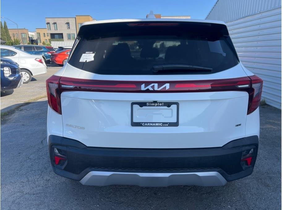 2026 Kia Seltos LX Sport Utility 4D