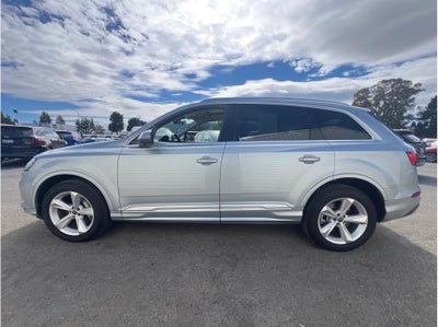 2024 Audi Q7 45 TFSI Premium Plus Sport Utility 4D