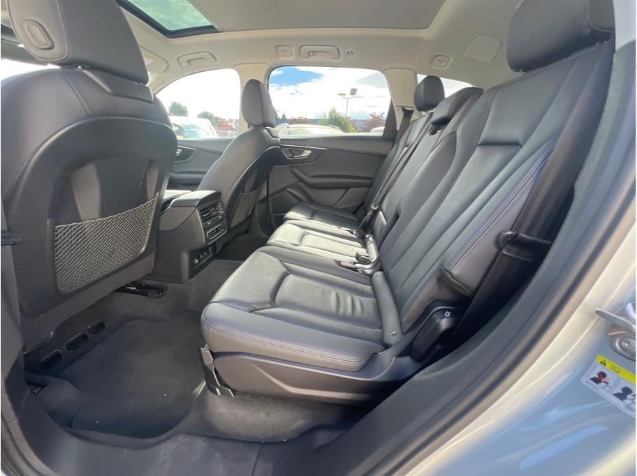 2024 Audi Q7 45 TFSI Premium Plus Sport Utility 4D