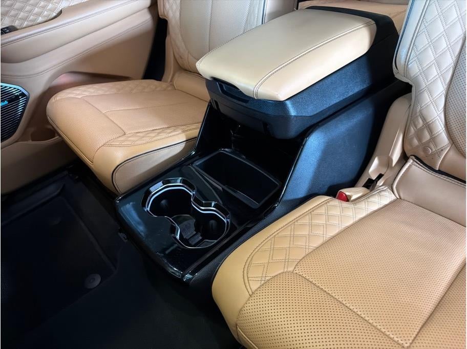 2023 Jeep Grand Cherokee L Summit Reserve Sport Utility 4D