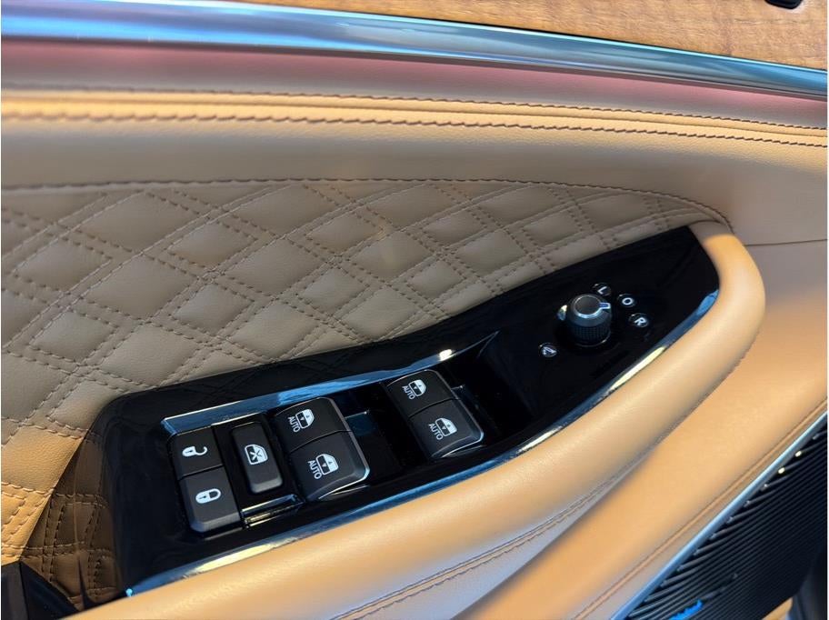 2023 Jeep Grand Cherokee L Summit Reserve Sport Utility 4D