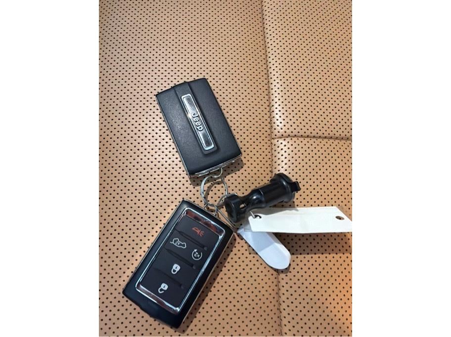 2023 Jeep Grand Cherokee L Summit Reserve Sport Utility 4D
