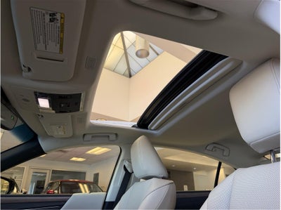2025 Lexus ES ES 300h Sedan 4D