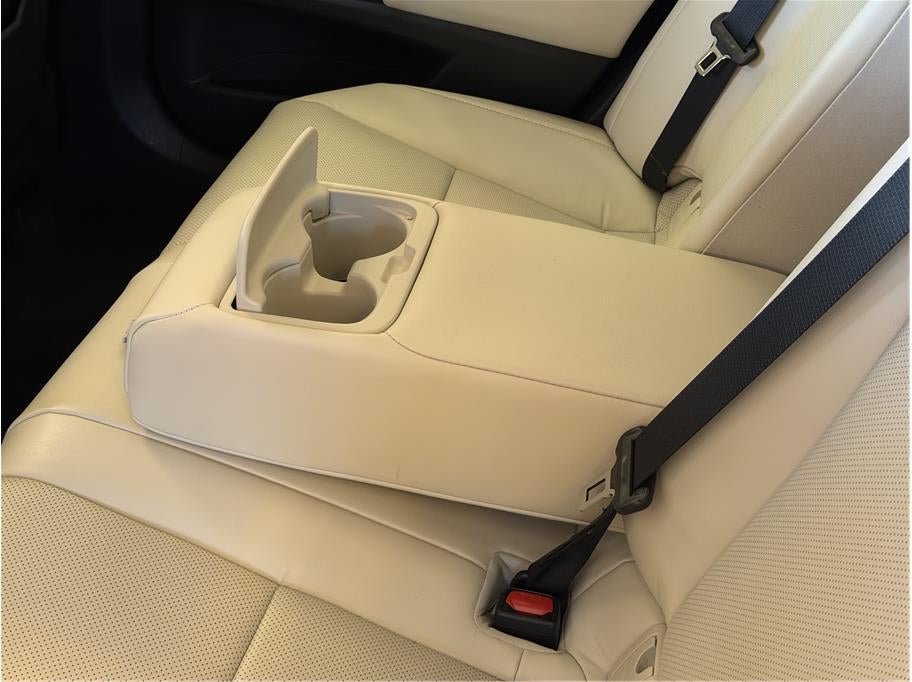 2025 Lexus ES ES 300h Sedan 4D