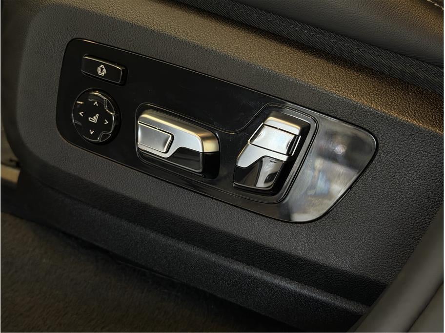 2023 BMW XM Sport Utility 4D