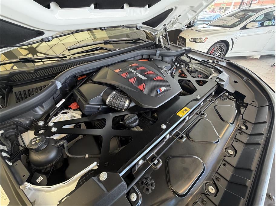 2023 BMW XM Sport Utility 4D