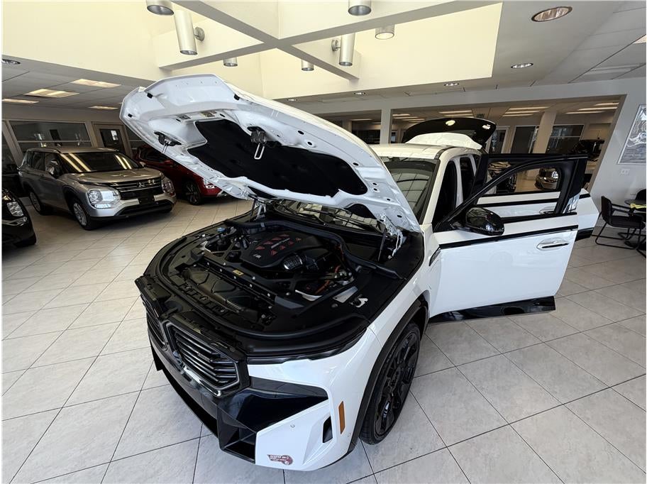 2023 BMW XM Sport Utility 4D