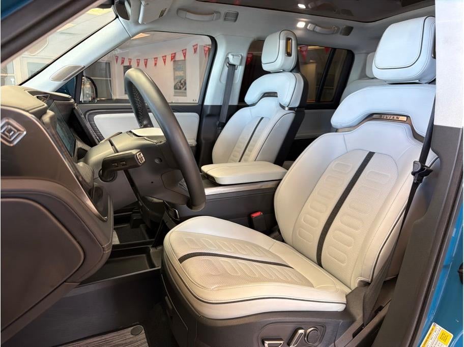 2023 Rivian R1S Launch Edition Sport Utility 4D