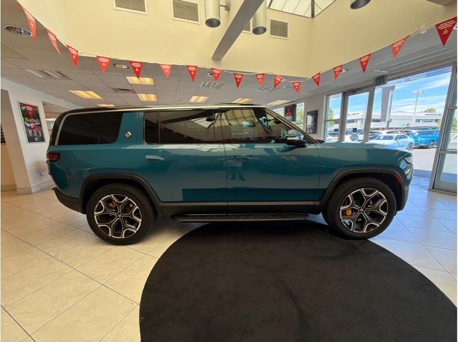 2023 Rivian R1S Launch Edition Sport Utility 4D