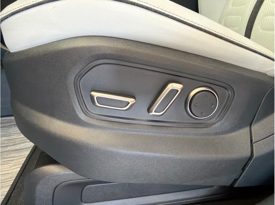 2023 Rivian R1S Launch Edition Sport Utility 4D