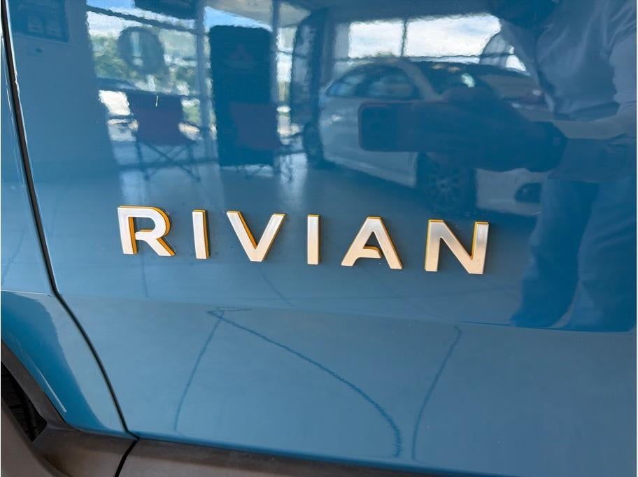 2023 Rivian R1S Launch Edition Sport Utility 4D