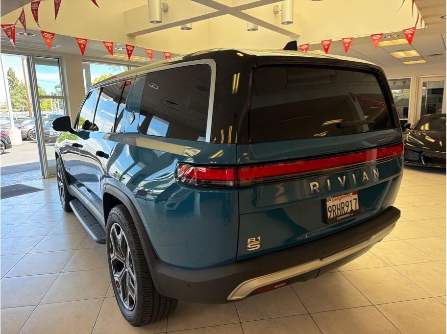 2023 Rivian R1S Launch Edition Sport Utility 4D