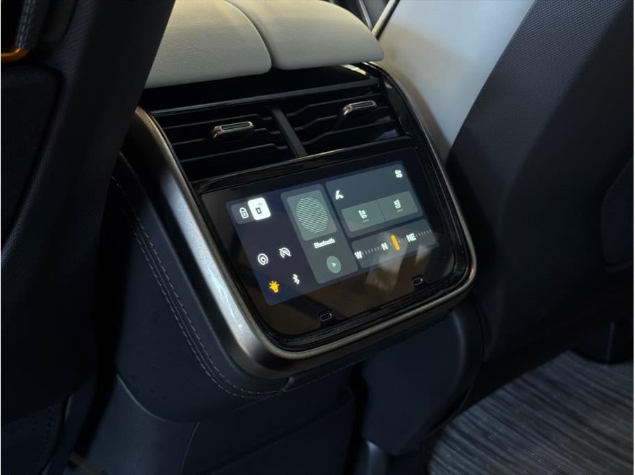 2024 Rivian R1S Launch Edition Sport Utility 4D
