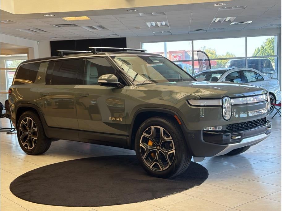 2024 Rivian R1S Launch Edition Sport Utility 4D