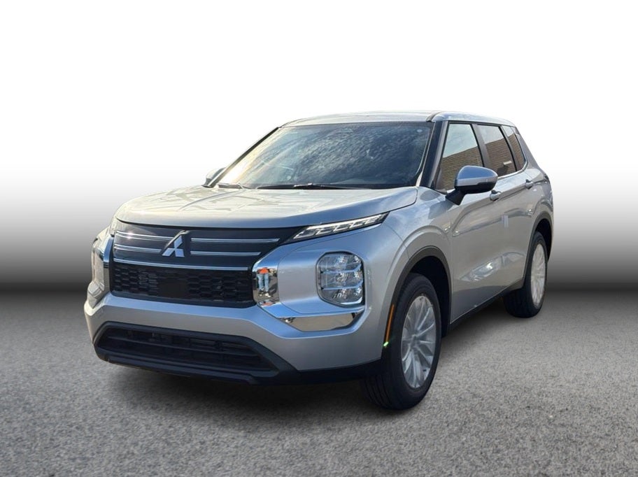 2026 Mitsubishi Outlander ES