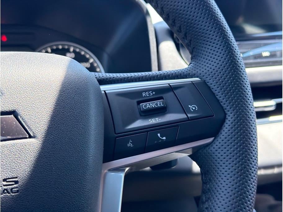 2026 Mitsubishi Outlander LE