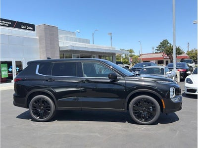 2026 Mitsubishi Outlander LE