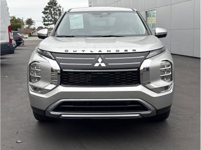 2026 Mitsubishi Outlander SE