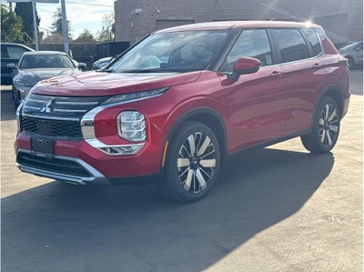 2026 Mitsubishi Outlander SE