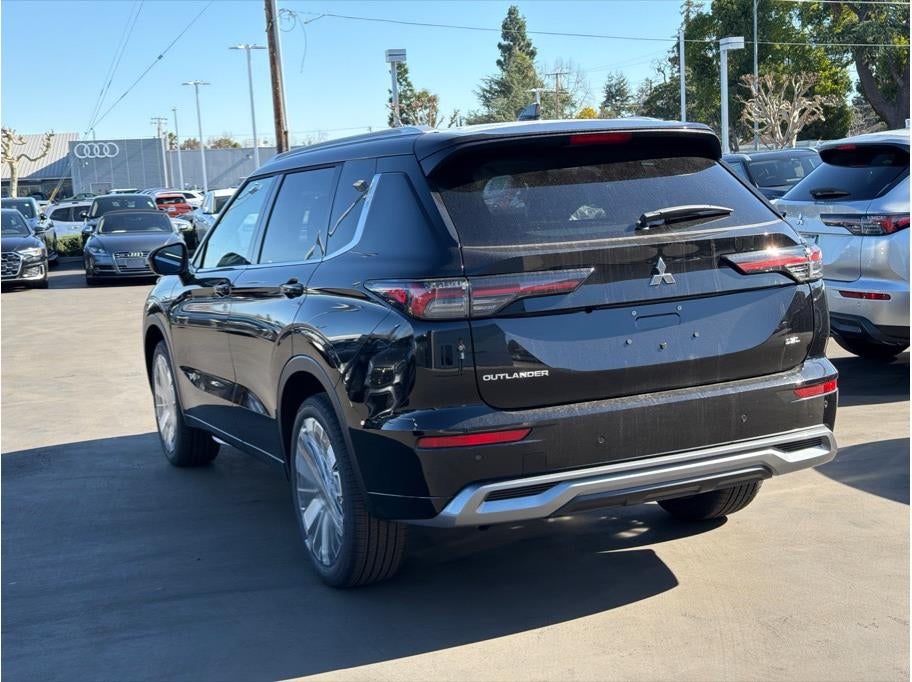 2026 Mitsubishi Outlander SEL
